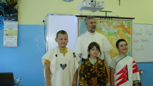 010.jpg