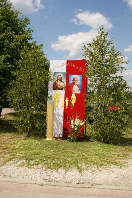 012.jpg