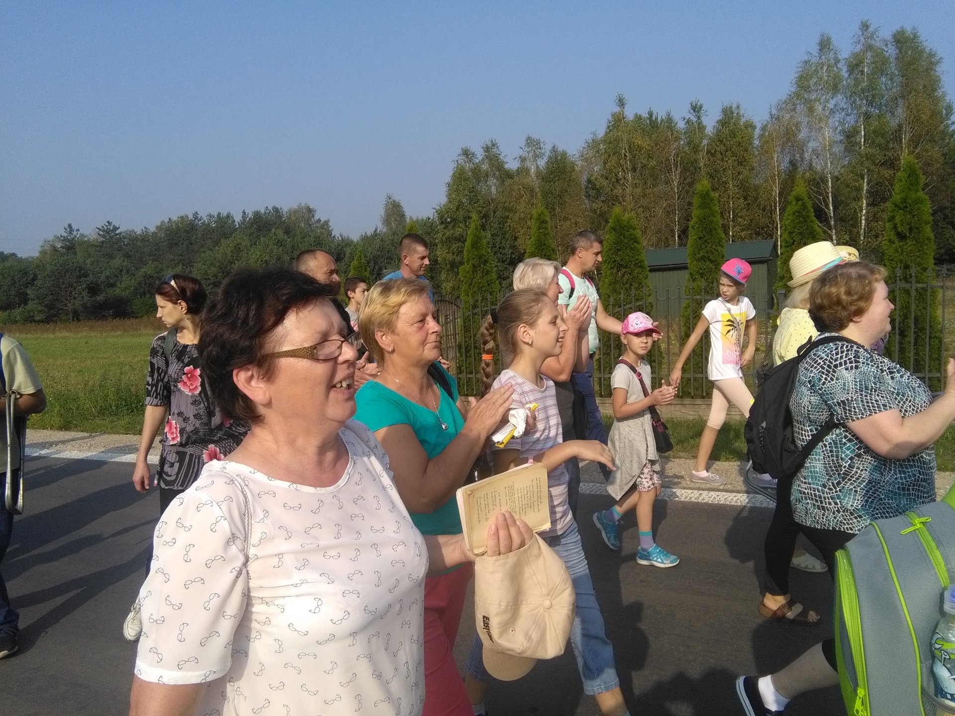 010.jpg