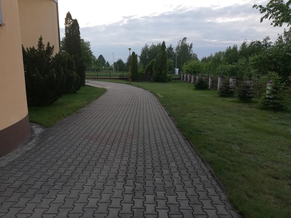 012.jpg