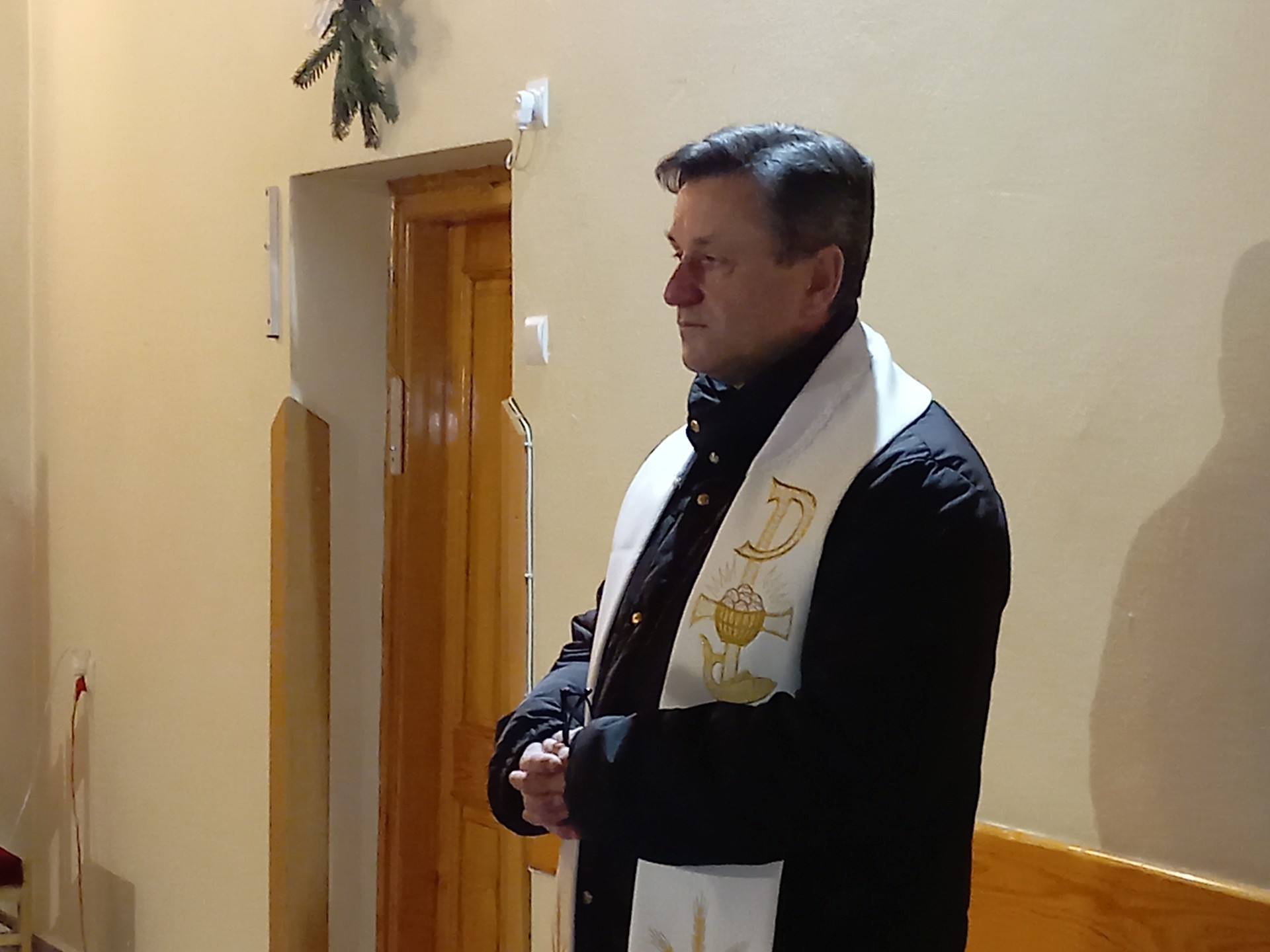 010.jpg